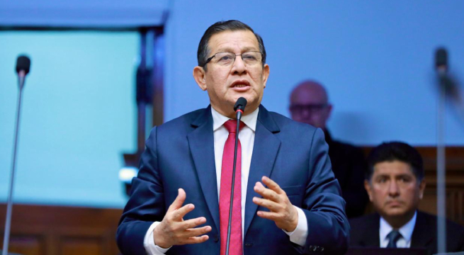 Salhuana sobre renunciar a su cargo por presunta red de prostitución: “No tenemos razón por qué hacerlo”