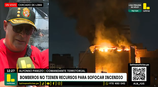 Bomberos exigen apoyo para extinguir incendio en Barrios Altos: “si tenemos equipo, podemos terminarlo en horas”