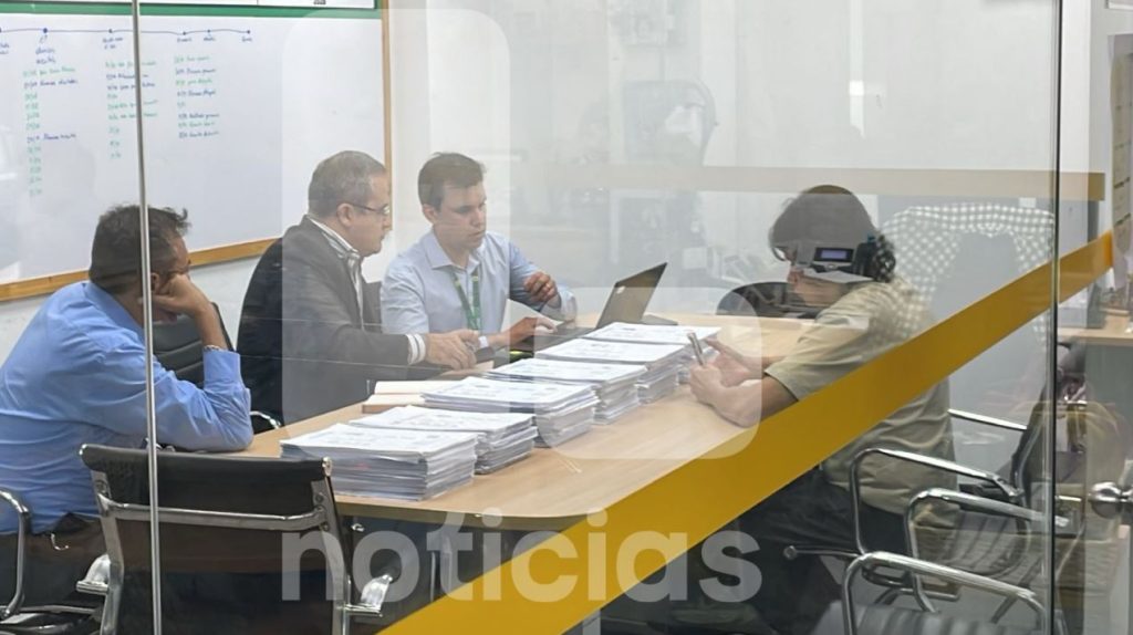 Latina Noticias entregó evidencias de firmas falsas del partido ‘Primero La Gente’ al Reniec
