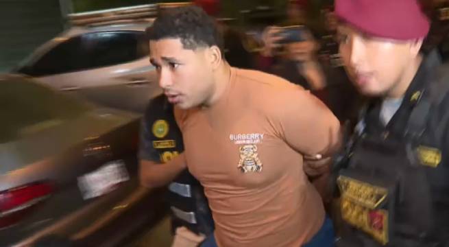 Sujeto le quitó el arma a policía y desató un tiroteo durante intervención