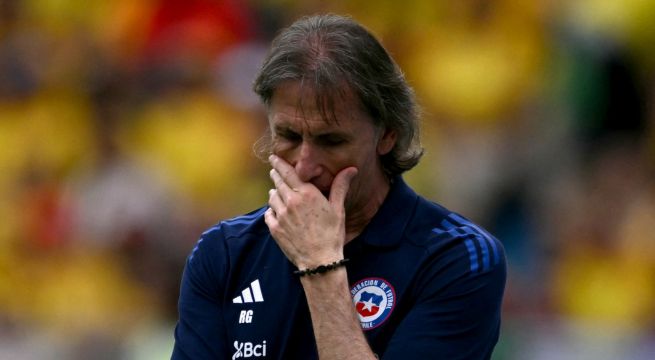 Ricardo Gareca no respondió preguntas en conferencia de prensa y se despidió de Chile