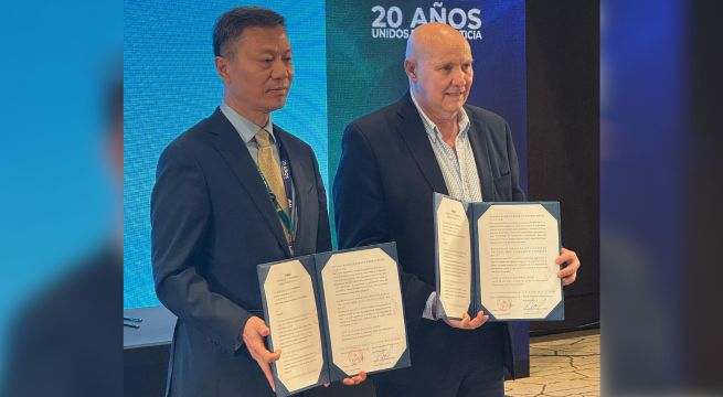 Latina Televisión y CCTV+ de China firman acuerdo en el marco de la XVII Cumbre de la AIL