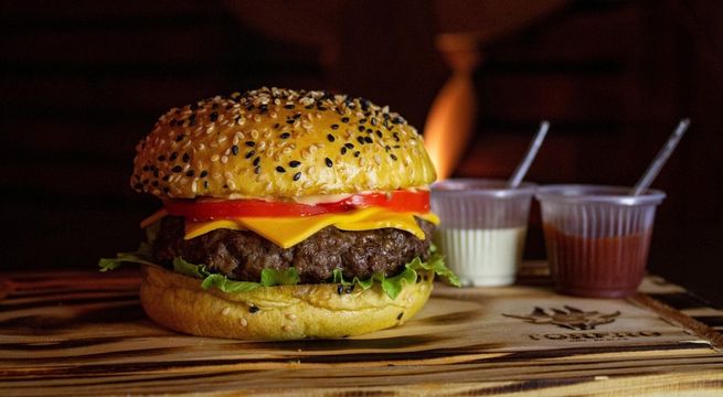 Popular cadena de restaurantes se declara en quiebra: qué locales cerró
