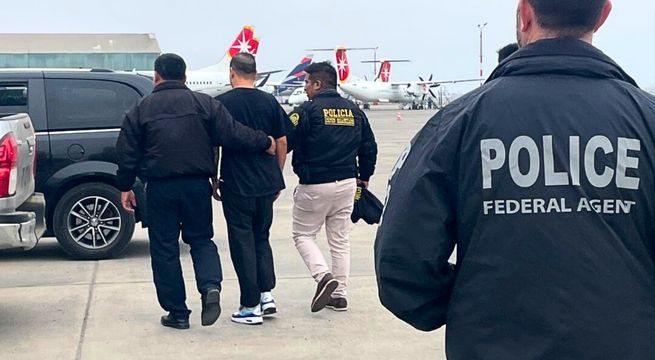 Estados Unidos deporta a peruano sentenciado por extorsión tras operativo