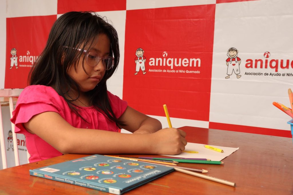 Aniquem lanza la campaña para rehabilitar a más de 100 niños y adolescentes con secuelas de quemaduras
