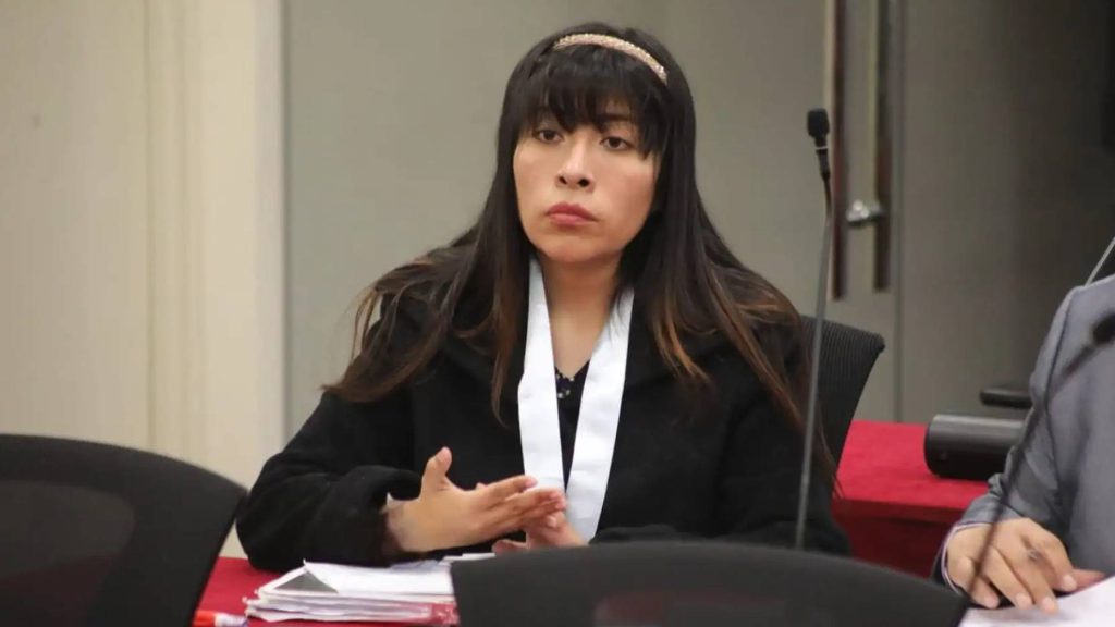 Gobierno deja en suspenso otorgar salvoconducto a Betssy Chávez: aquí los detalles