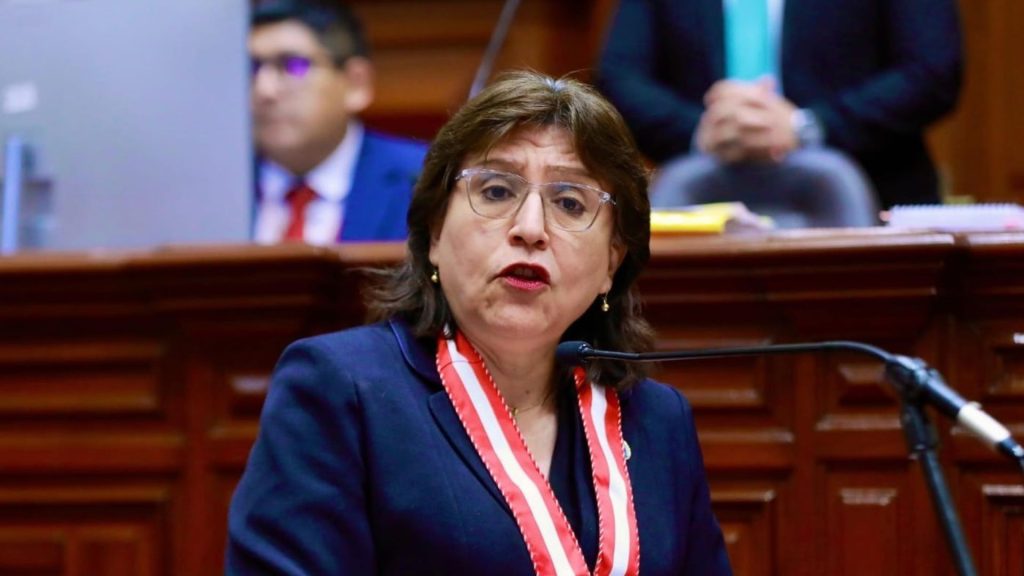 Admiten demanda de Delia Espinoza contra el Congreso por inhabilitación de 10 años