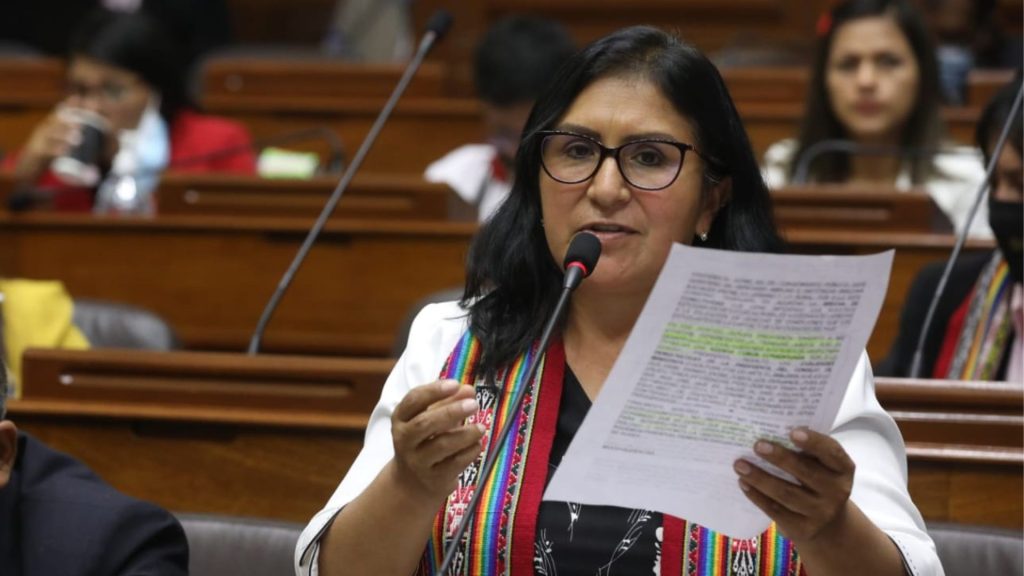 Caso ‘Mochasueldo’: denuncia contra Katy Ugarte fue archivada por la Subcomisión de Acusaciones Constitucionales