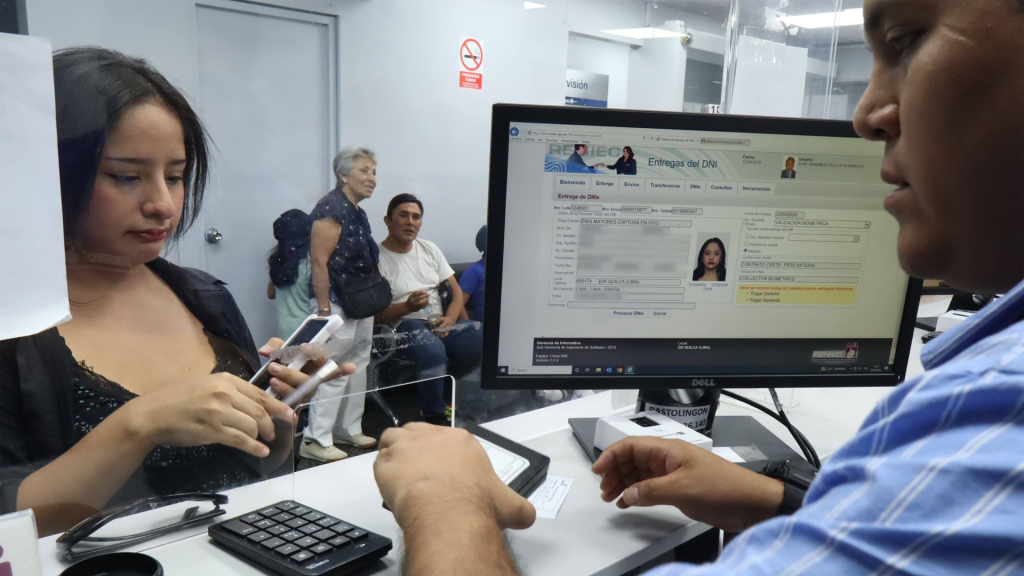 ¿No te olvidas de algo? Reniec avisa que hay más de 526 mil DNI sin recoger