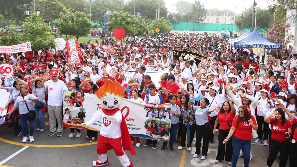 ¡Música, alegría y esperanza! Así se vivió la gran caminata por la educación