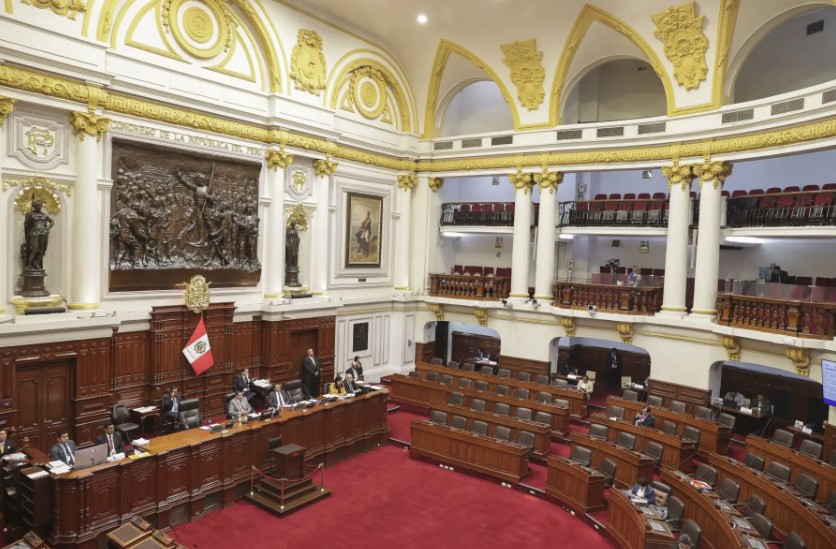 Comisión Permanente sesiona hoy: incluyen en agenda ley que incorpora el delito de lesa humanidad al Código Penal
