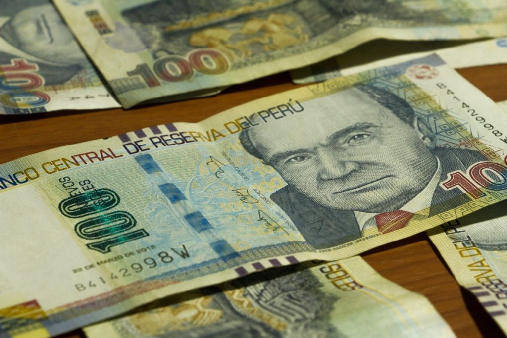 ¿Dónde ganas más con S/1,000: cuenta de ahorro, depósito a plazo fijo o factoring?