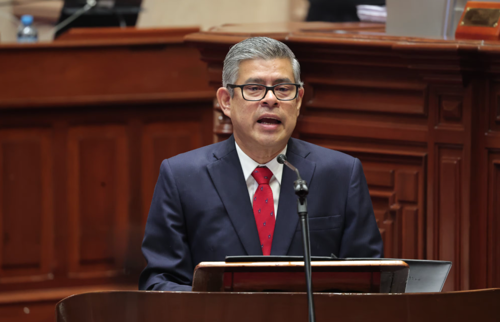 Congreso: Luis Galarreta iniciará ronda de diálogo con bancadas ante pedido de facultades